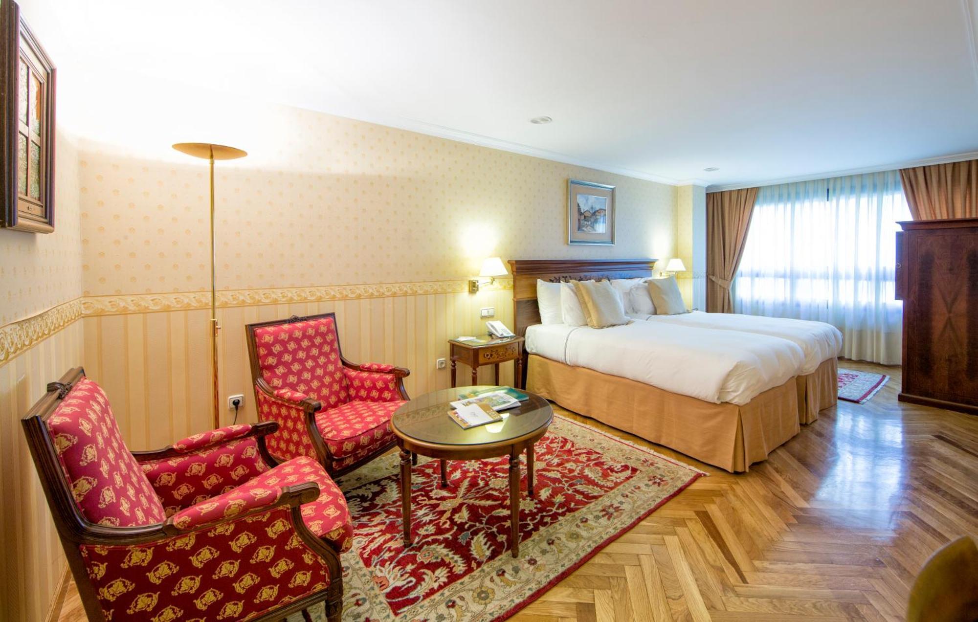 Hotel Eurostars Araguaney Santiago de Compostela Pokój zdjęcie A room at the hotel